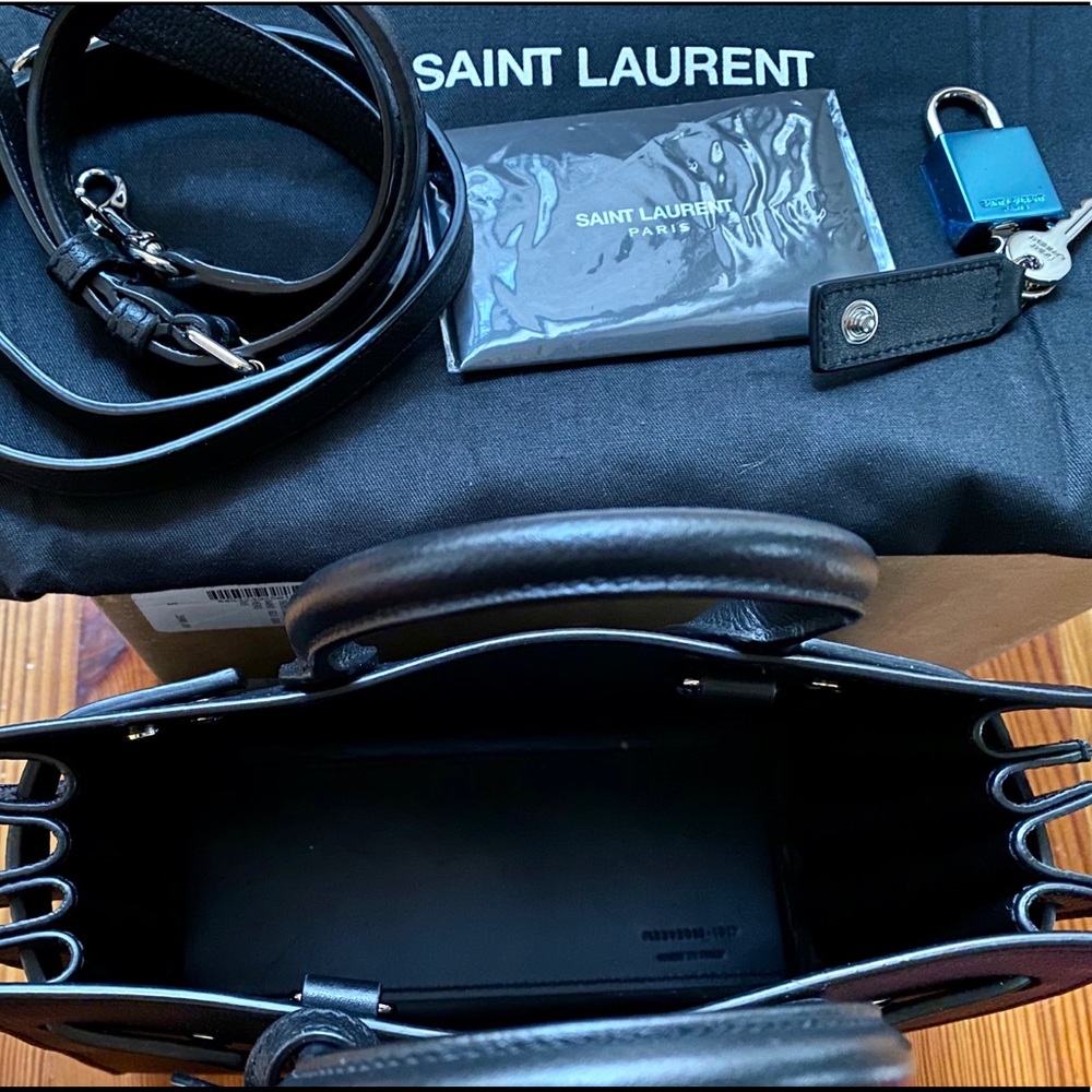Saint Laurent Sac De Jour Nano in Grain Leather - Picture 3 of 8